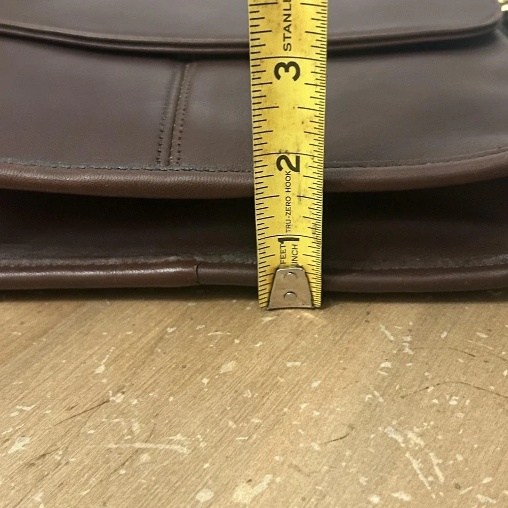 Coach Legacy Equestrian Flap Crossbody 90's Brown Leather Purse A8B-9807‎ USA